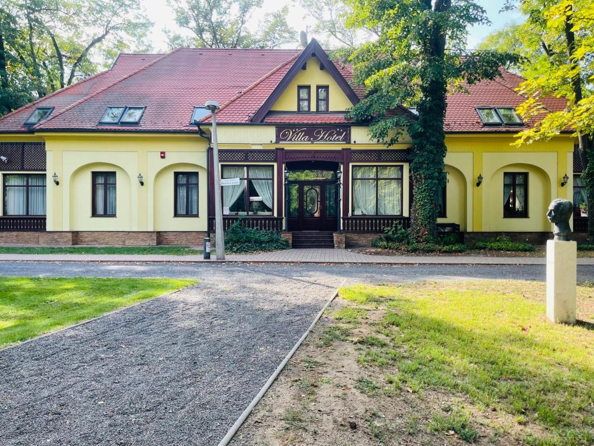 Villa Hotel Debrecen Kültér fotó